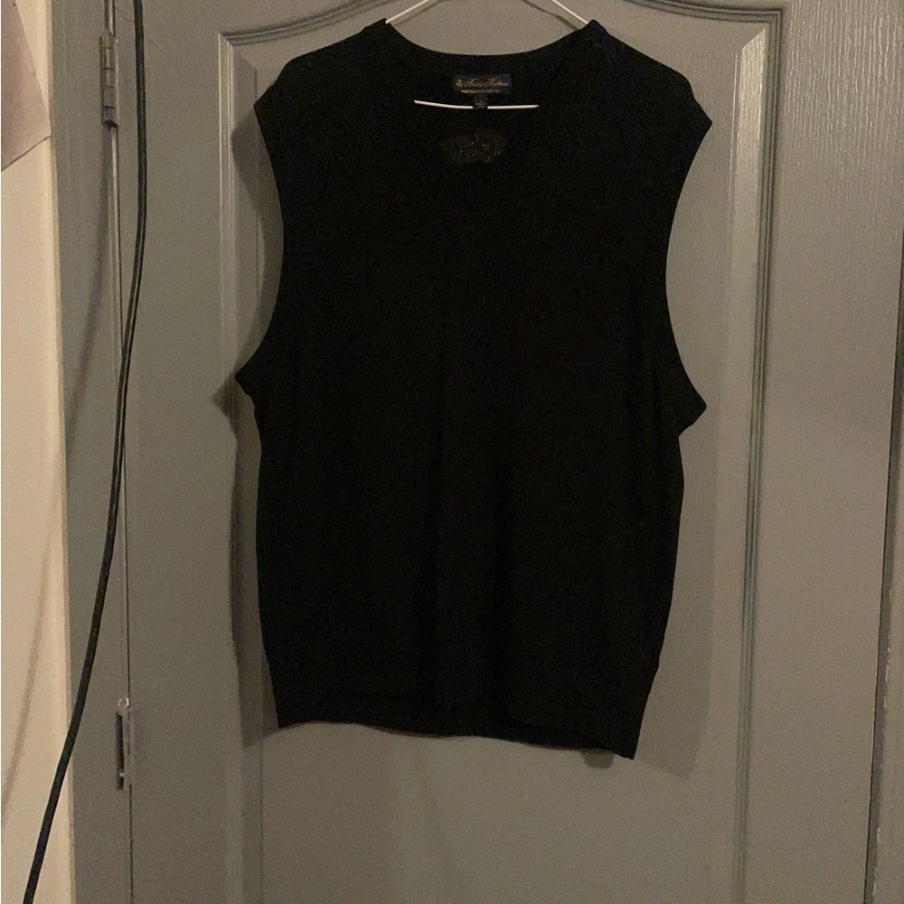 Brooks Brothers Black Merino Sweater Vest size L